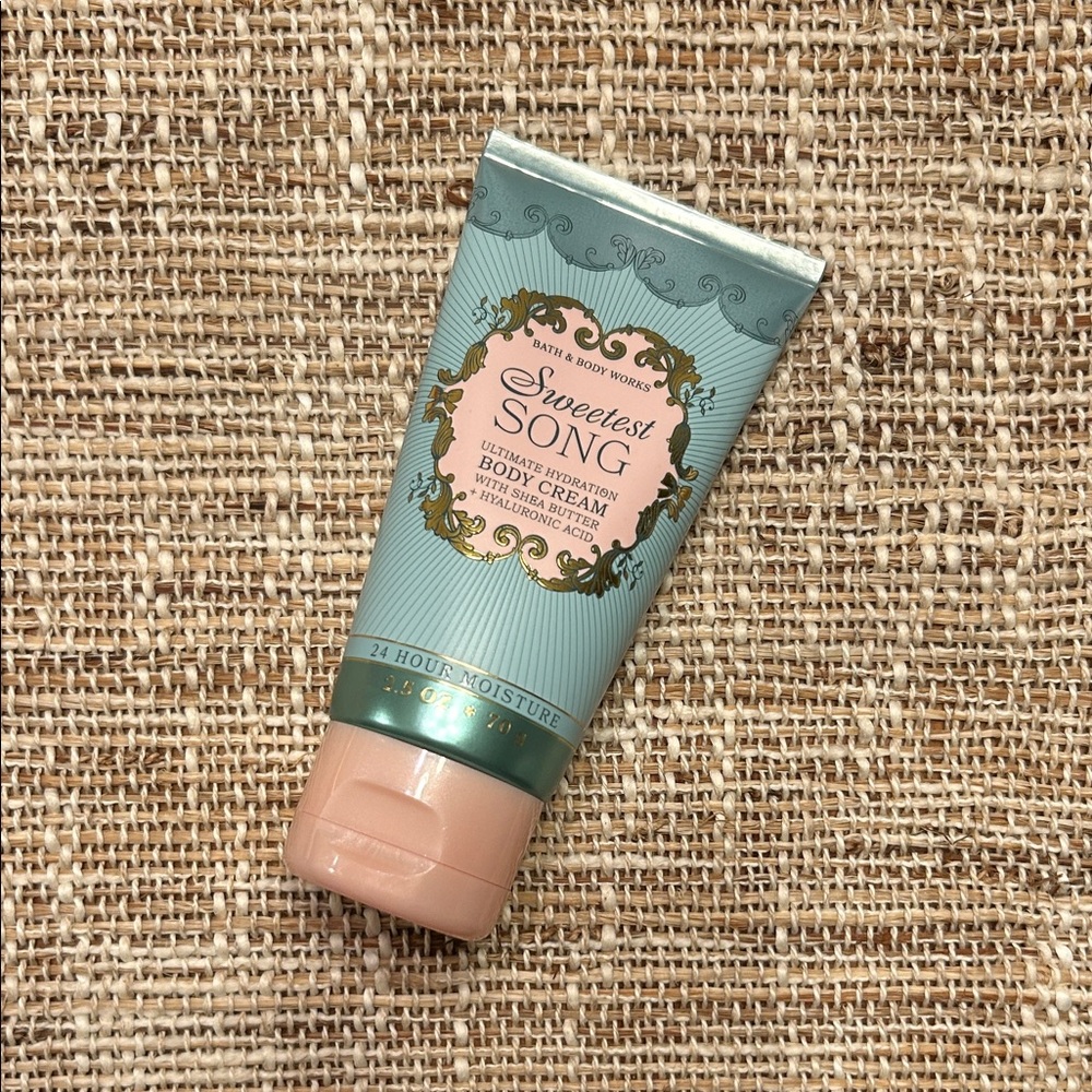 Bath & Body Works Sweetest Song Body Cream